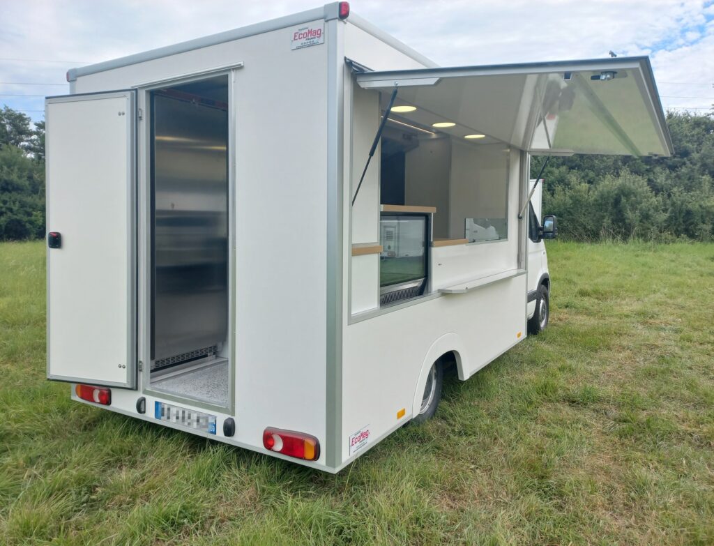 Camion Snack Renault Blanc Ecomag France